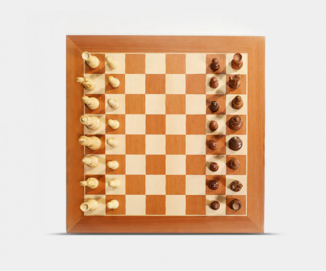 Розумна AI-шахова дошка Chessnut Pro